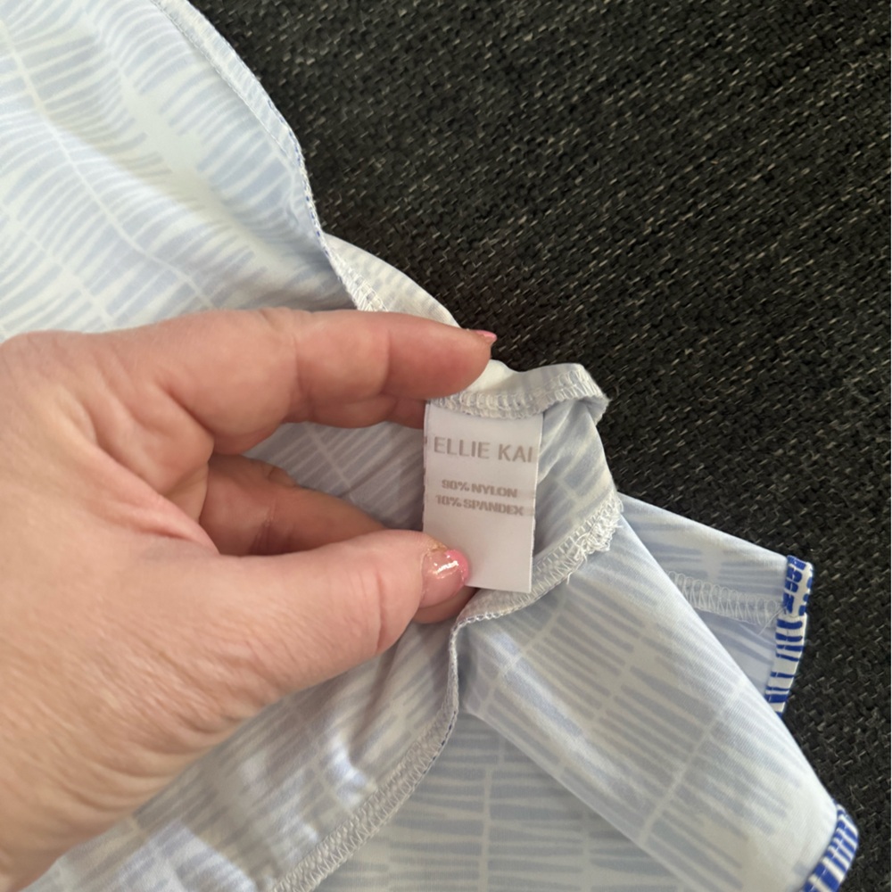 Ellie Kai Royal Blue & White  Ruffle Hem Skirt made of swim material. Women’s S - Picture 9 of 13